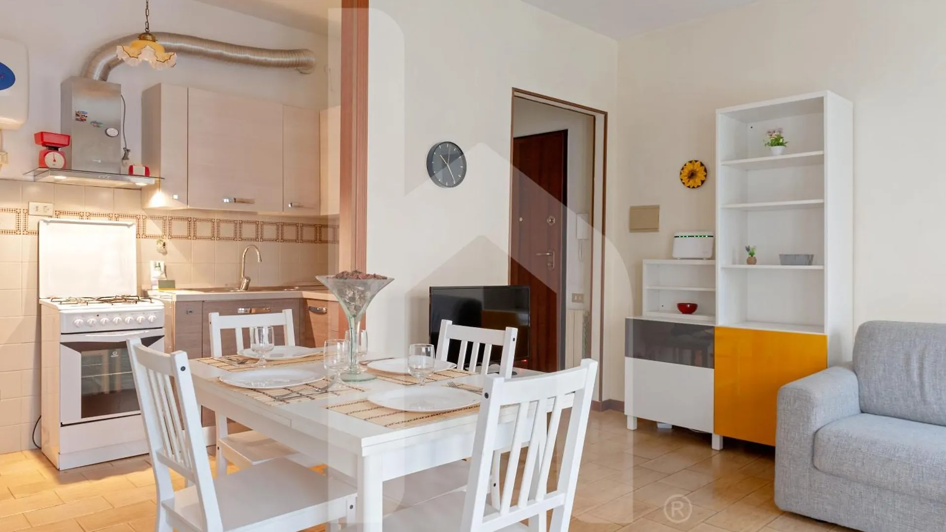 Homiday- Apt Ospedale Cisanello - Free Parking Πίζα
